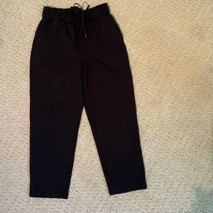 Lululemon Stretch High-Rise Pant 7/8 Length Size 4 Looking to trade!!